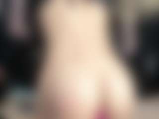 Live cam show with EmilyBrooksSS - Big Cock on Camsoda