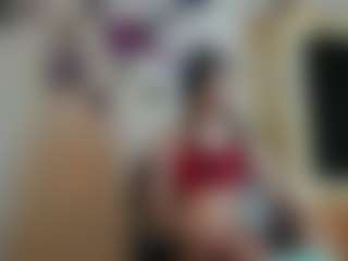 Live cam show with EmilyBrooksSS - Tease on fapnchat