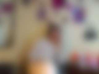 Live cam show with EmilyBrooksSS - Spanish on Camsoda | colombia