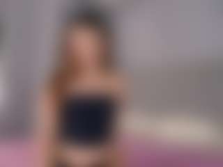 Lilly-Blossomm's Live Sex Cam Show