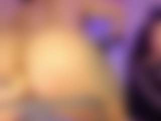 Live cam show with SweettObsession - Athletic Middle Aged on livesuperchat.net