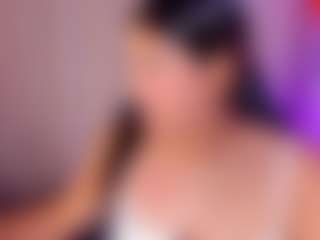 ZoeFerdi's Live Sex Cam Show