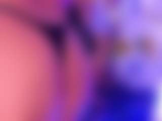 ZoeFerdi's Live Sex Cam Show