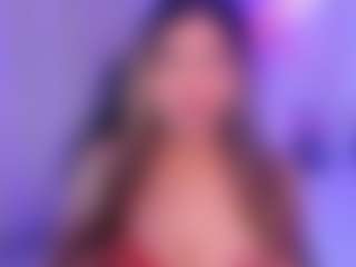 ZoeFerdi's Live Sex Cam Show