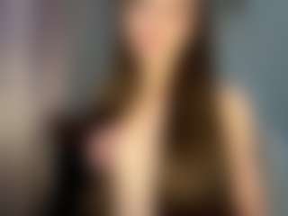 Live cam show with Beatrice - Public on TeamSkeetLive