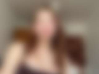 Live cam show with KamiColchado - Blue Eyes on Gym Cam Girls