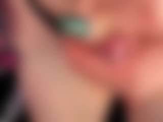 Live-sekscamshow van Lucy