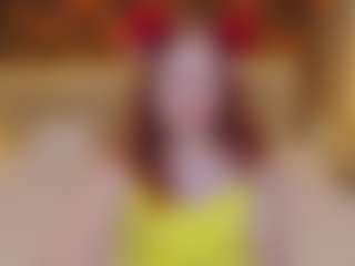 Live cam show with MelodiLady - Granny Brown Hair on SinfulBabes