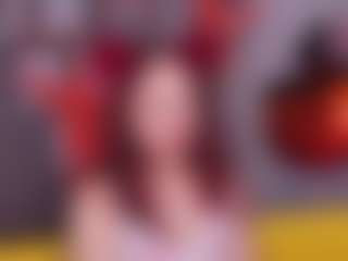 Live cam show with MelodiLady - Striptease Granny on Dolls Live
