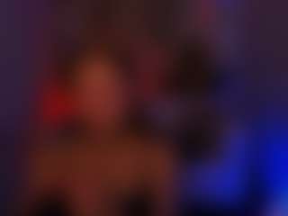 Live cam show with siennaa1 - Striptease Granny on 1on1-livenow