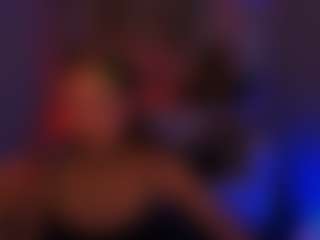 Live cam show with siennaa1 - Granny Squirt on 1on1-livenow