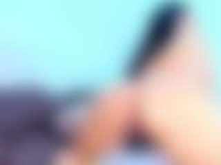 Live cam show with IssaSantanaa_3 - Shower on Camsoda