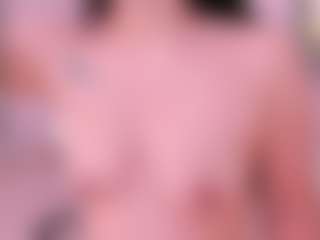 Live cam show with Ashly-andrews - Gagging on Camiplay Live