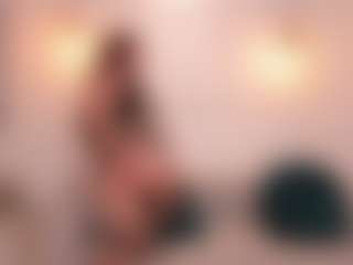 Cassie-Blake's Live Sex Cam Show