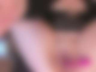 Live cam show with Cassie-Blake - College MILF on Strip Flash - Live Sex Shows