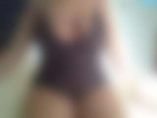 Live cam show with chelseamillz - New Teen (18+) on makecum.org