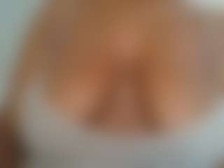 chelseamillz's Live Sex Cam Show