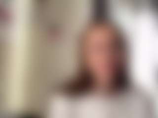 CorinnaVanlue's Live Sex Cam Show