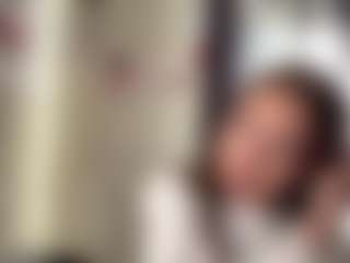 CorinnaVanlue's Live Sex Cam Show