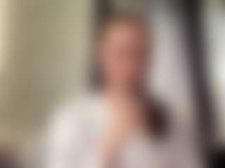 CorinnaVanlue's Live Sex Cam Show
