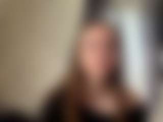 CorinnaVanlue's Live Sex Cam Show