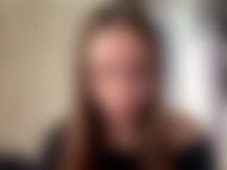 CorinnaVanlue's Live Sex Cam Show