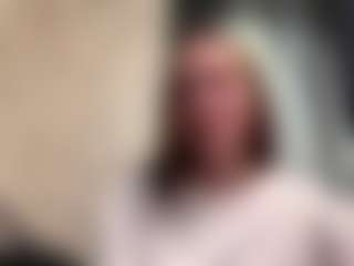 CorinnaVanlue's Live Sex Cam Show