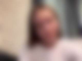 Live cam show with CorinnaVanlue - Tattoos Granny on Latina Girls