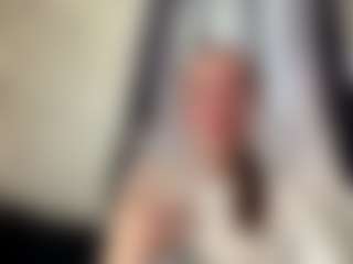 Live cam show with CorinnaVanlue - Joi on Fling VIP Chat