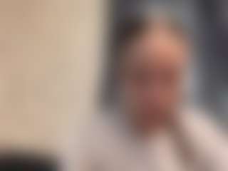 Live cam show with CorinnaVanlue - Granny Brown Hair on Camming Site