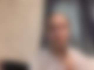 CorinnaVanlue's Live Sex Cam Show