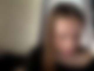 CorinnaVanlue's Live Sex Cam Show