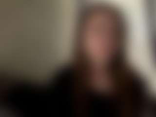 Live cam show with CorinnaVanlue - Ass Bouncing on Milfs Live