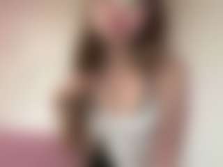 Live cam show with Sophie - Amateur Brown Hair on Camsoda