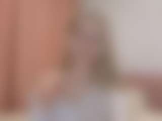 Live cam show with Sophie - Spanish Mature on Camsoda