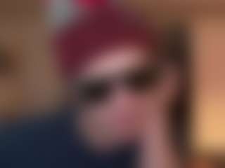 Duggie-and-Friends's Live Sex Cam Show