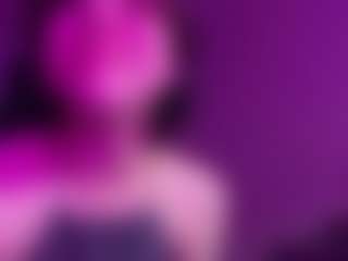 Live cam show with Emma - Strapon on Camsoda