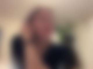 Emma's Live Sex Cam Show