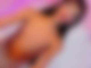 Iconicarliiのライブセックスチャットショー