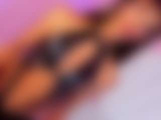 Iconicarlii's Live Sex Cam Show