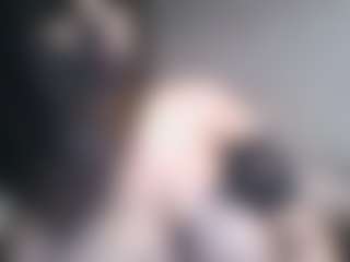 Live-sekscamshow van Juliee_21