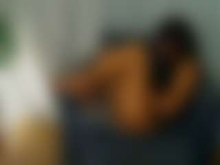 Live cam show with Kiera-Thorpe - Moaning on madthumbs