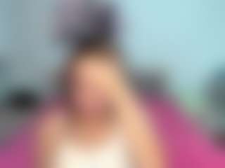 Live cam show with LashondaCujas - Gamer Asian on CamwithHer