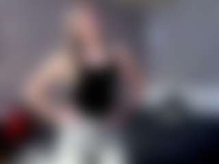 MaudeTalmage's Live Sex Cam Show