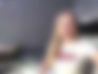 Live cam show with Bella - Small Tits Mature on Camsoda