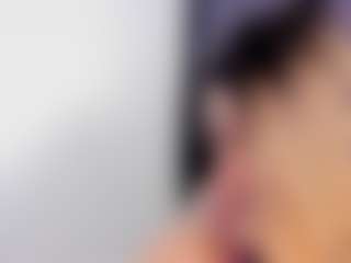 miadiamon82's Live Sex Cam Show