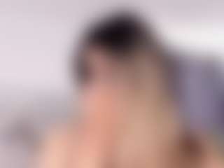miadiamon82's Live Sex Cam Show