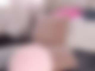 Live cam show with miadiamon82 - Ride Torso on Camsoda