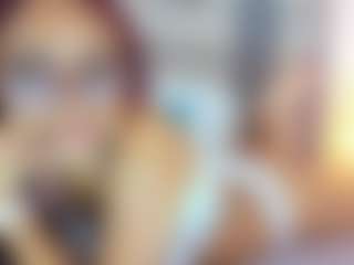 Live cam show with Nahomy-hot - Black Petite on hrnylive.com