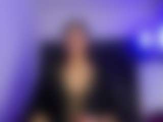 Live cam show with Suzan23 - Twerk on Big Tits